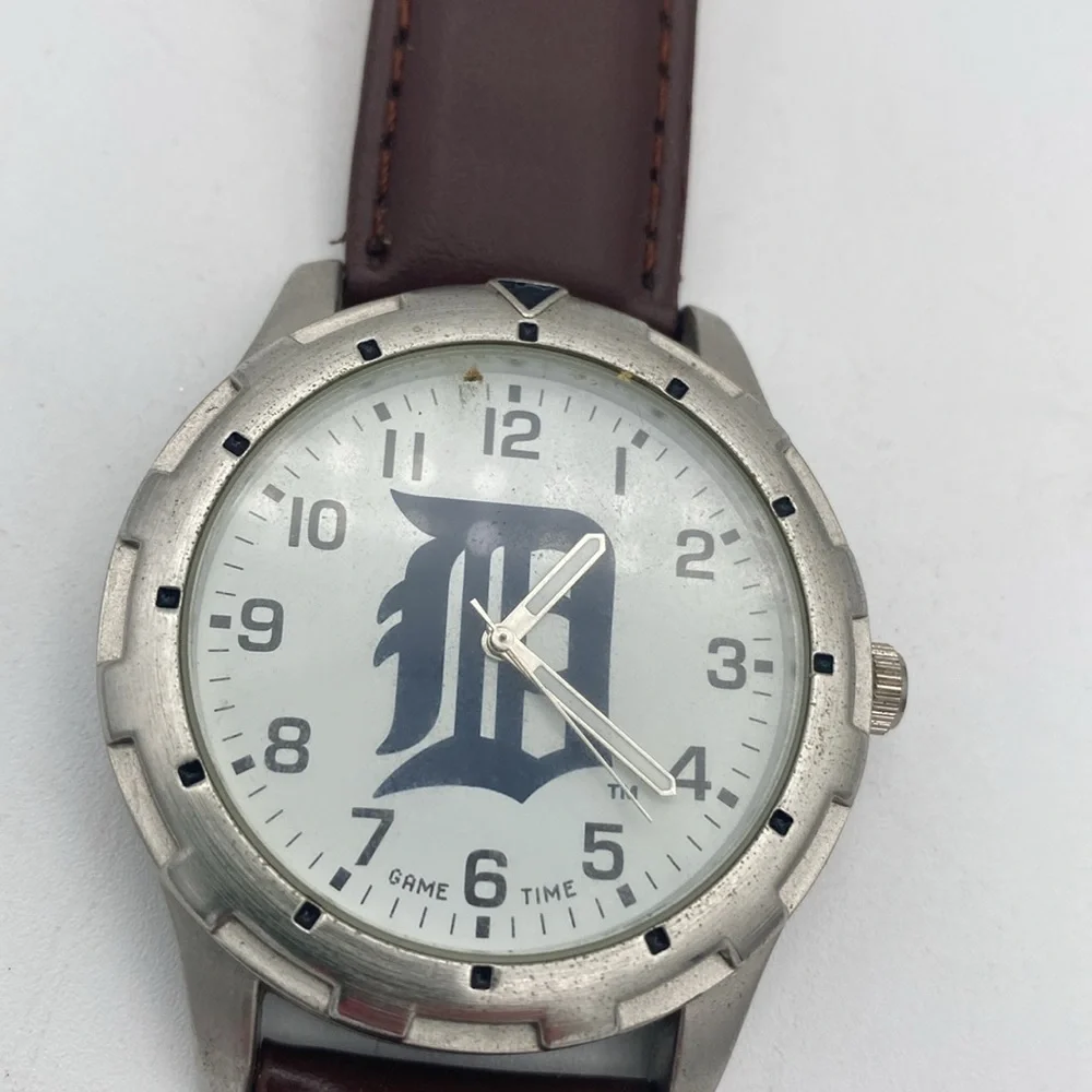 Mens Detroit Tiger Game Time MLB series wristwatch watch needs battery